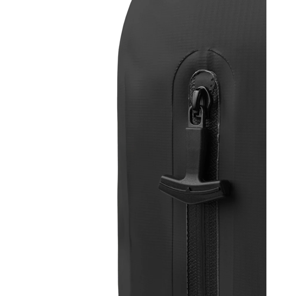 MOCHILA INVICTUS TORRENT PRETO