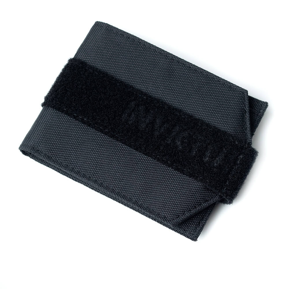 CARTEIRA INVICTUS APACHE PRETO